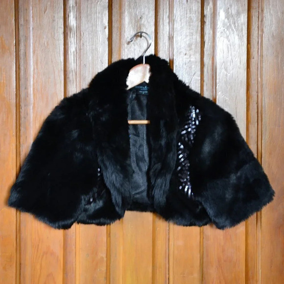 Faux Fur Shrug with Sequin  Detail - Picture 1 of 12
